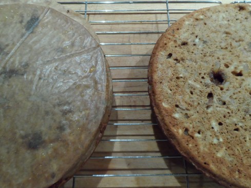 Cooling the cakes on a wire rack
